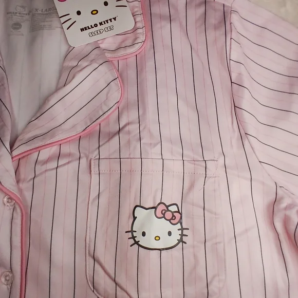 Hello Kitty Pink Striped Pajama Sleep Set – Size XL – NWT - Picture 11 of 13